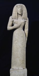 Estatua femenina, conocida como la Diosa de Auxerre, c.640-630 a.C.